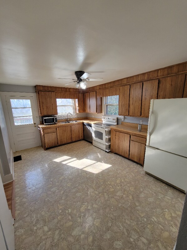 1723 Bloomfield Rd, Cape Girardeau, MO 63703 House Rental in Cape