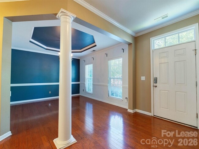 Building Photo - 8164 Bridgegate Dr