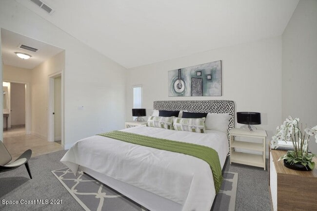 Building Photo - 117 Lancha Cir