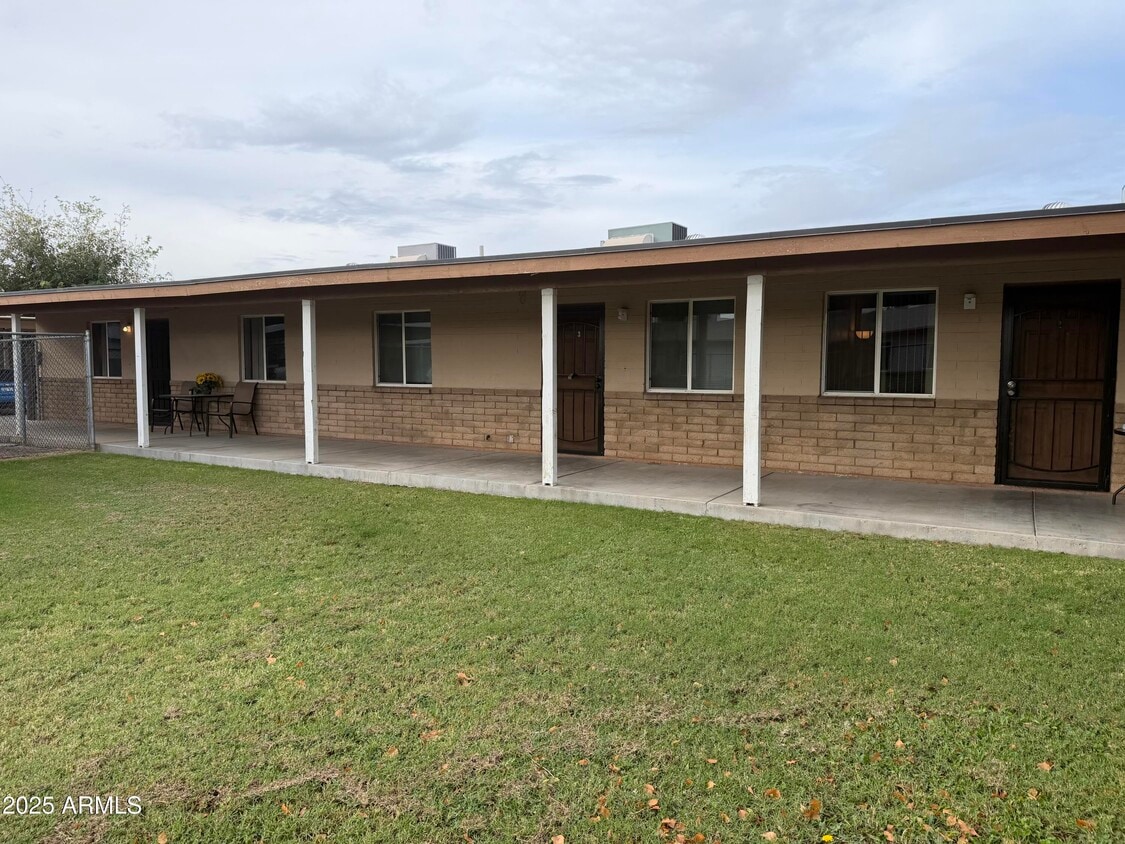 Primary Photo - 8316 N 60th Ave