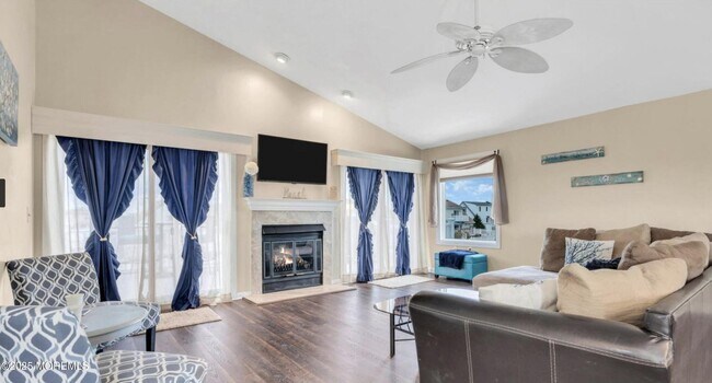 Foto del edificio - 104 Catherine Ln