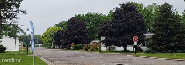 Foto del edificio - 3 br, 2 bath Mobile Home - 1558 W Shawnee Rd