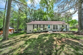 Building Photo - 515 Wilcrest Dr