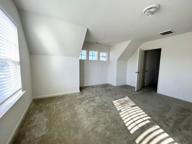 Foto del edificio - 3403 Copper Creek Lane