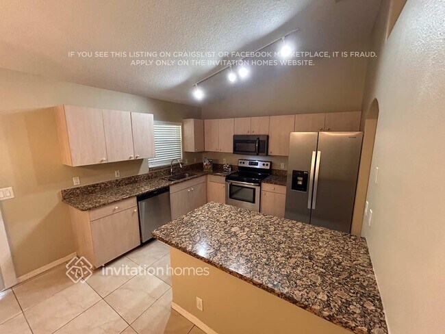 Building Photo - 7348 Linden Ln
