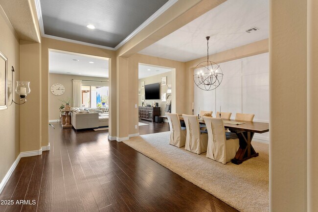 Foto del edificio - 5803 E Parnell Dr