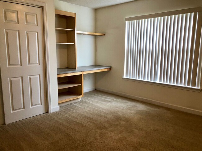 Foto del edificio - 431 Harts Cove Way