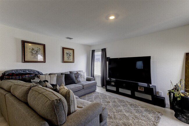 Building Photo - 5708 Manarchos Ln
