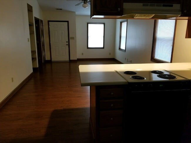 Building Photo - 217 Isle of Pines Rd