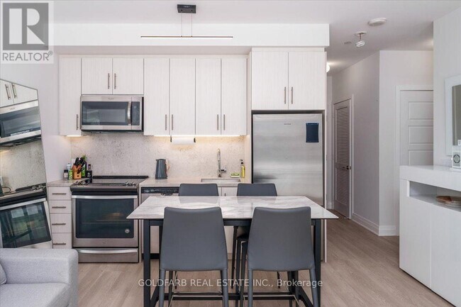 Building Photo - 271 Sea Ray Ave