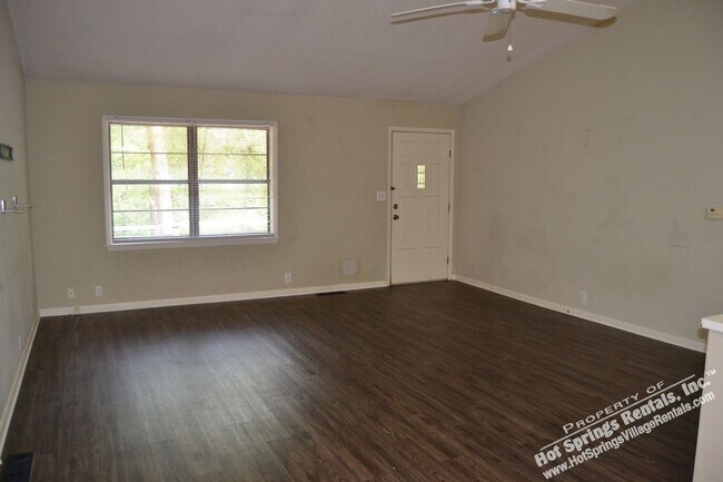 Building Photo - 8MagdLn | Carmona Area | Home | Unfurnished