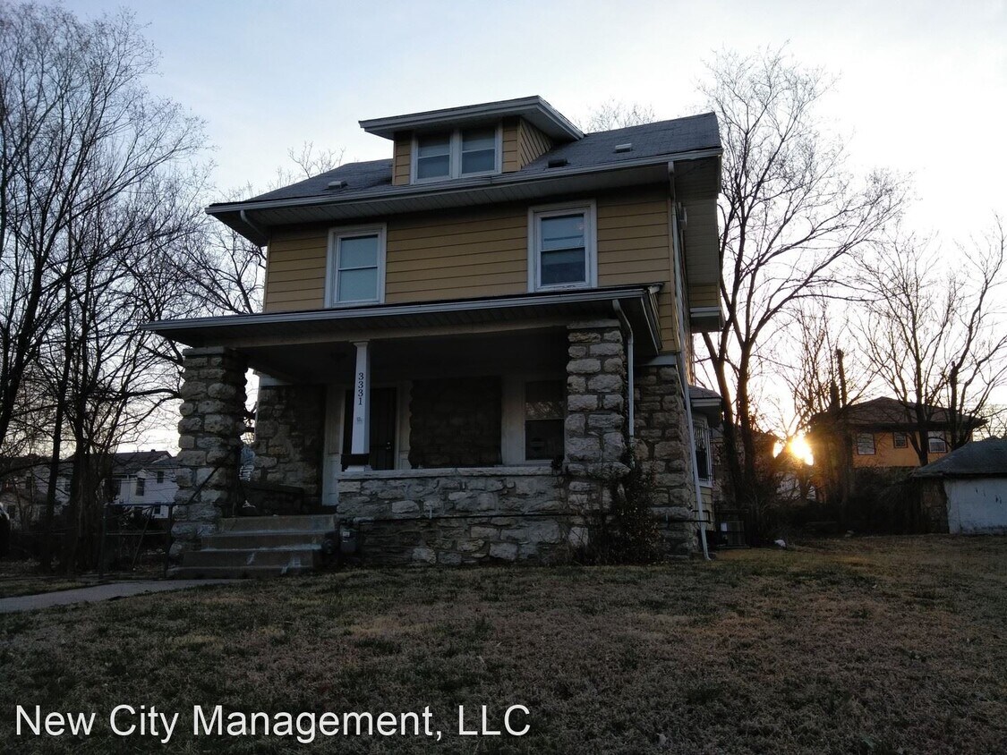 Foto principal - 4 br, 2 bath House - 3331 South Benton Avenue