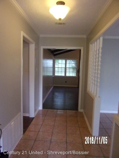 Building Photo - 3 br, 2 bath House - 8113 Dogwood Trail