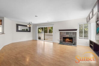 Building Photo - 2764 Ariane Dr