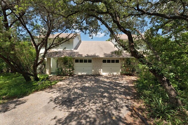 Foto del edificio - 10006 Wildflower Ln