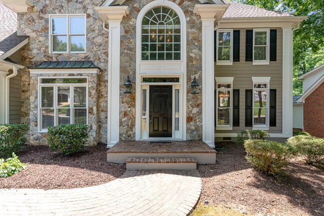 Foto del edificio - Unbelievably Gorgeous 4 Bedroom 4 Bath Lux...