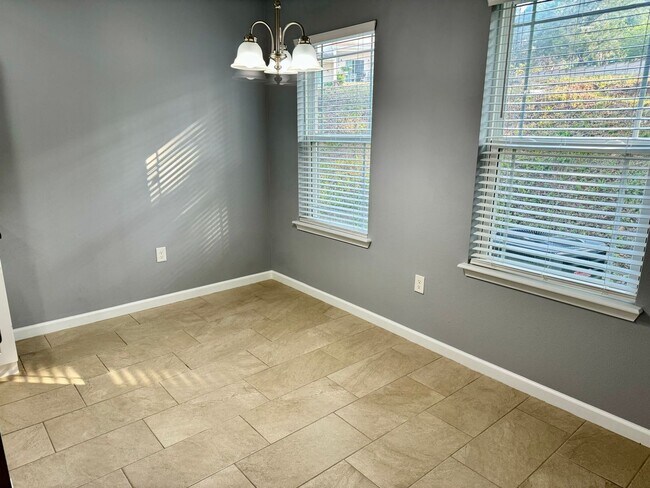Building Photo - Move in ready 3/2 New Construction Townhouse with Garage!!!