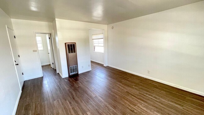 Foto del edificio - Beautiful Belmont Heights Studio for Rent!