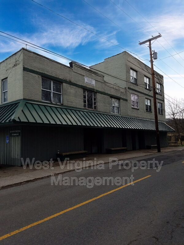 Primary Photo - 422 City Ave