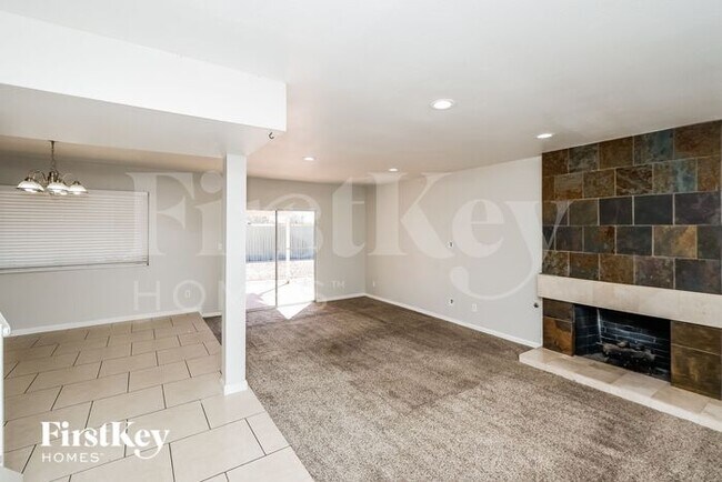 Foto del edificio - 5642 Clydesdale St