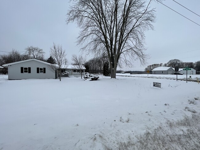 Building Photo - 51713 Co Rd 19