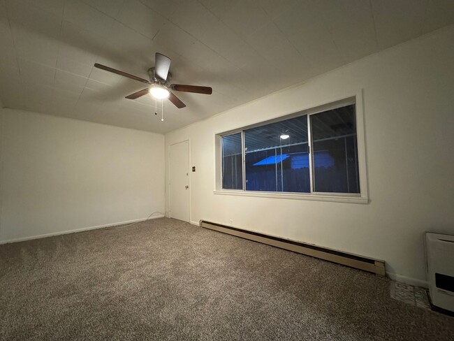 Building Photo - 640 Juniper St