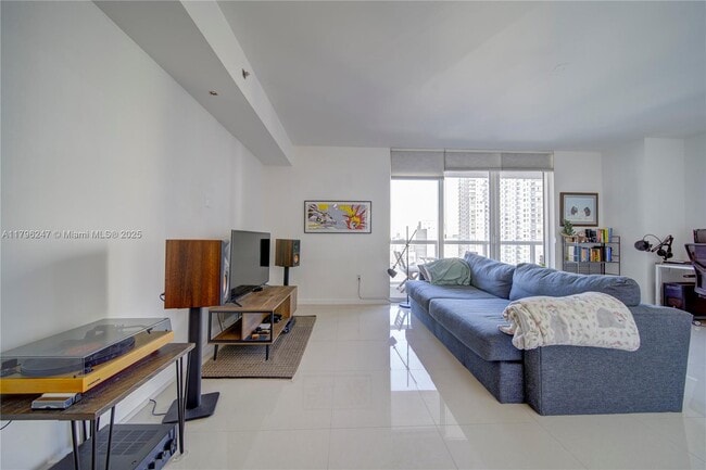Building Photo - 50 Biscayne Blvd