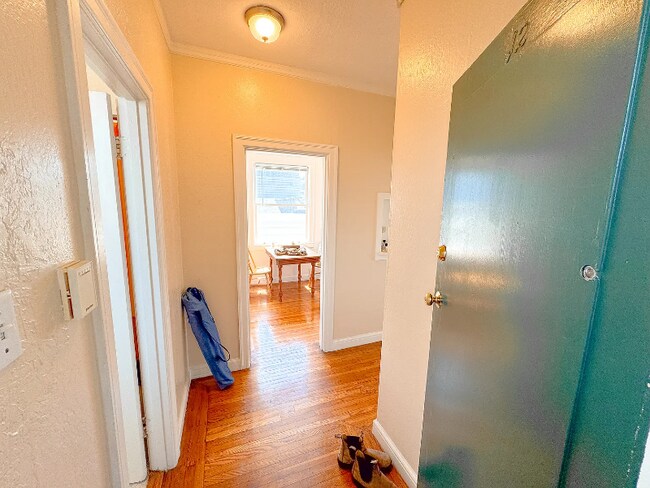 Foto del edificio - 2495 Sutter St