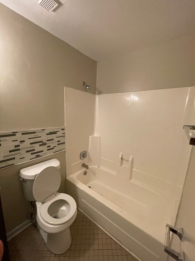 1166 Booth Rd SW Unit 501, Marietta, GA 30008 Condo for Rent in