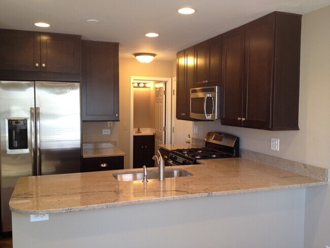 Foto del edificio - 114 Bent Creek Ct