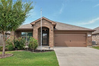 Building Photo - 6925 Tide Ln