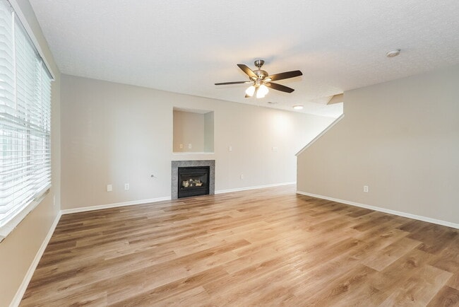 Building Photo - 9202 Rhode Island Way