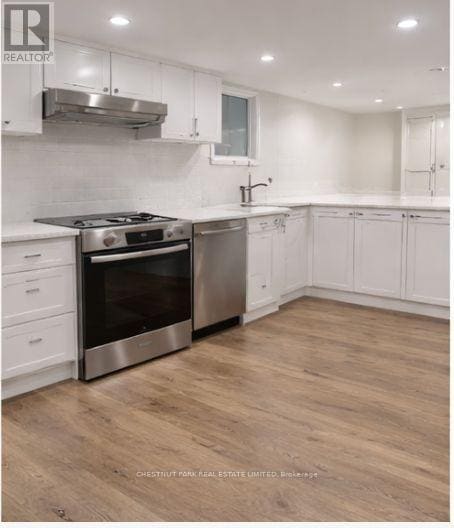 Building Photo - 607 Huron St