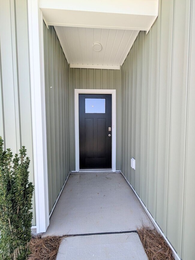 Foto del edificio - Brand New Home in Sand Ridge Park