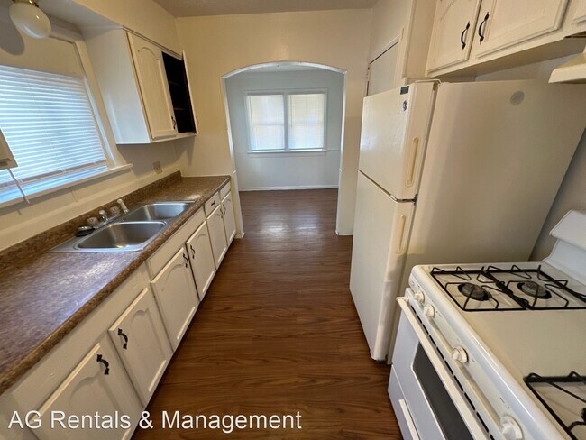 Building Photo - 4 br, 1 bath House - 4035 Reed St