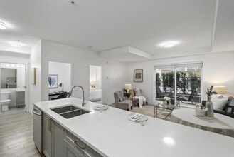 Building Photo - 9689-9140 140 St