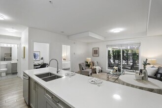 Building Photo - 9689-9140 140 St