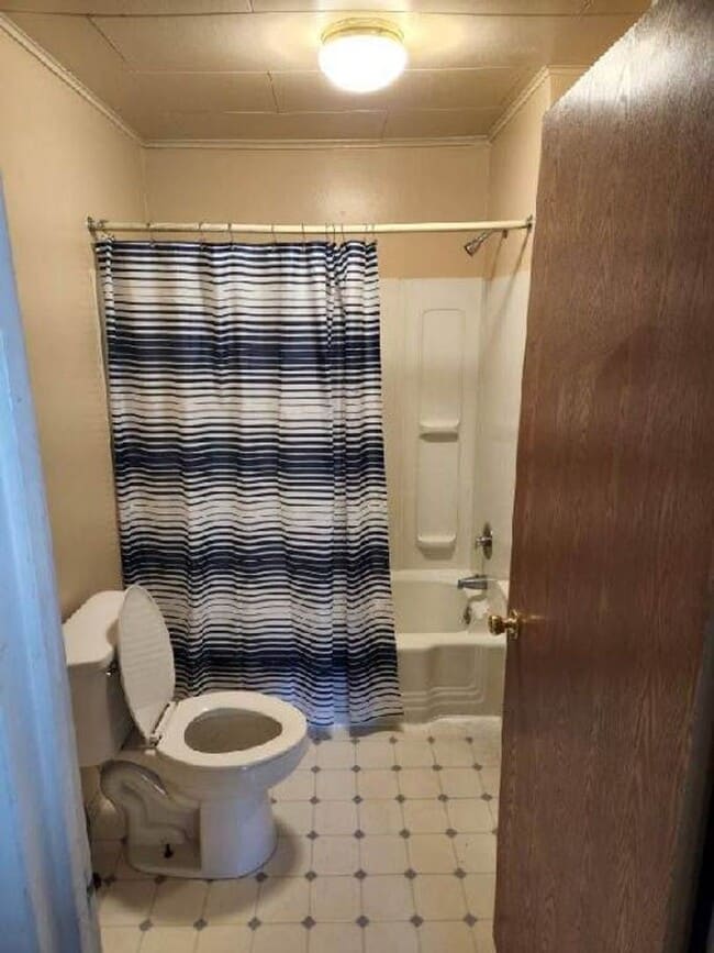 Building Photo - Cottage Home in Superior Montana