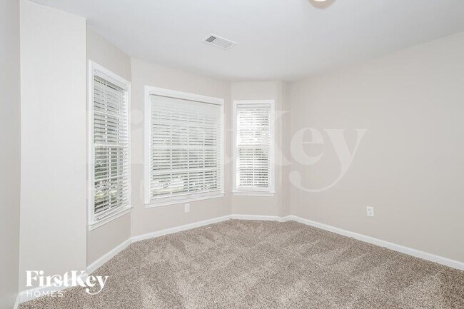 Foto del edificio - 4390 Wellbrook Ct