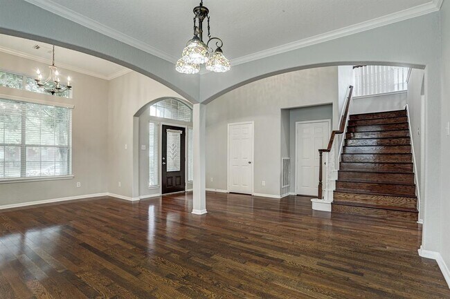 Building Photo - 2626 Canyon Falls Dr