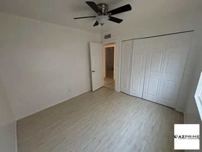 Building Photo - Home in Prime Mesa Location