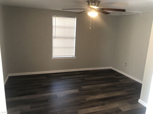 Building Photo - 3 br, 3 bath House - 518 W McCart St