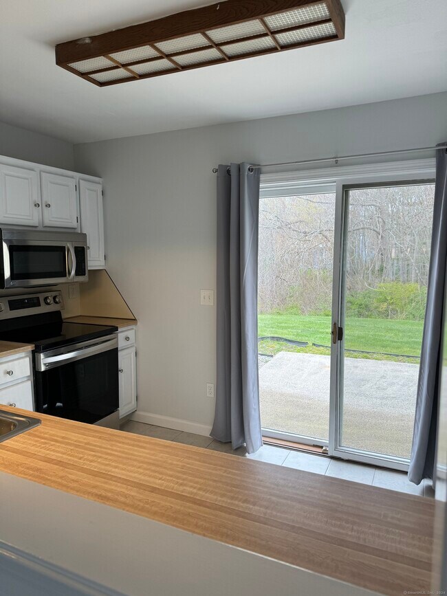 Foto del edificio - 14 Plymouth Ct