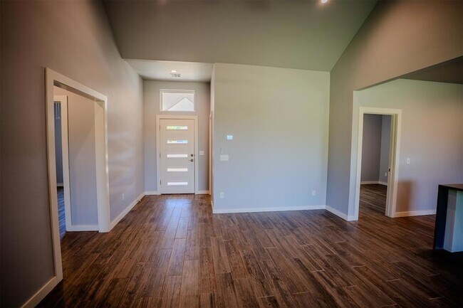 Foto del edificio - 17945 Salem Rd