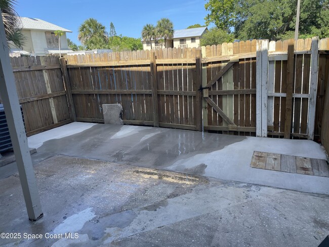 Building Photo - 4013 Tree Ridge Ln NE