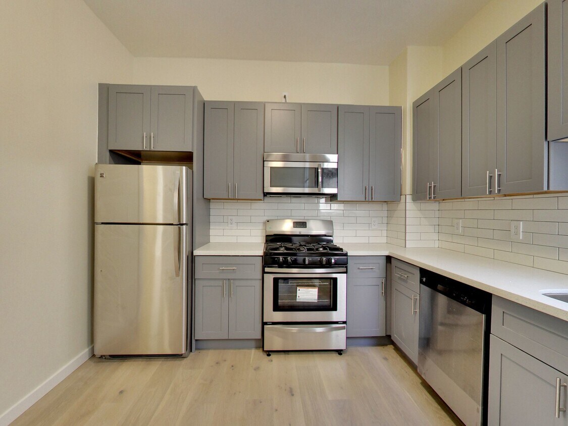 Primary Photo - 1402 Kearny St