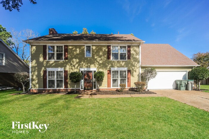 Primary Photo - 8158 Creekside Cir S