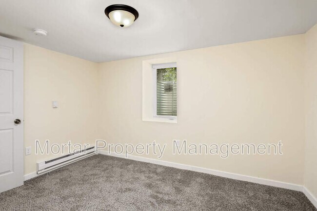 Foto del edificio - 950 Carroll Ave