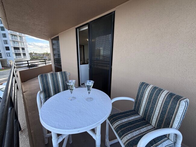 Foto del edificio - 3023 S Atlantic Ave