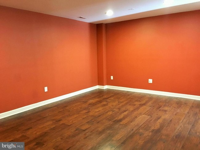 Building Photo - 3722 Singleton Terrace
